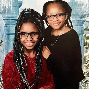 Meet your Posher, Felicia